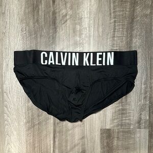 Calvin Klein Intense Power Microfiber Hip Brief - XL